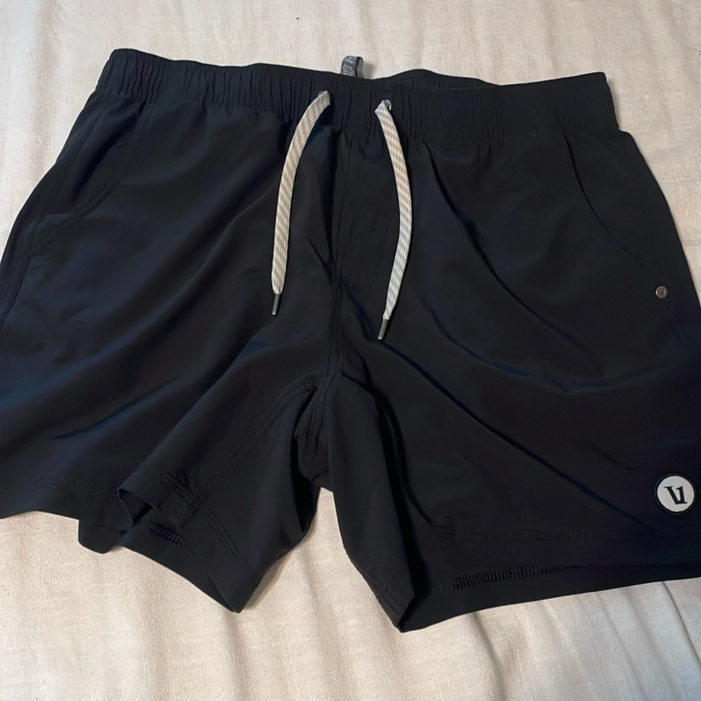 Vuori Kore Black shorts worn once